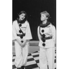 UNE Drama Production, 'Oh What a Lovely War', 1985