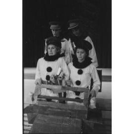 UNE Drama Production, 'Oh What a Lovely War', 1985
