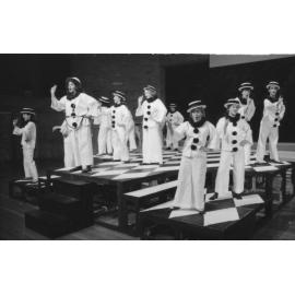 UNE Drama Production, 'Oh What a Lovely War', 1985