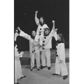 UNE Drama Production, 'Oh What a Lovely War', 1985