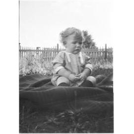 A photo of an unidentified child
