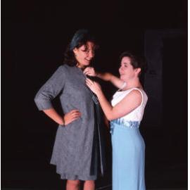 UNE Theatre studies - Drama students - Mother and Daughter