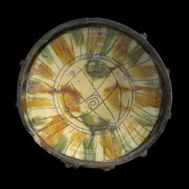 MA1974.28.1 Brown and Green Sgraffito Ware bowl