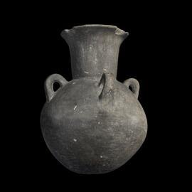 MA1974.50.1 Yortan Ware jar