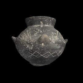 MA1974.55.1 Yortan Ware jar with missing base