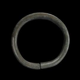 MA1974.57.1 Arm band