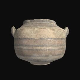 MA1978.132.1 Bichrome IV Ware pyxis