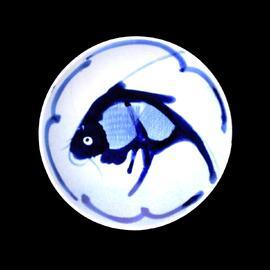 MA1988.54.1 Cobalt blue porcelain fish dish
