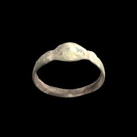 MA2000.28.1 Roman bronze ring